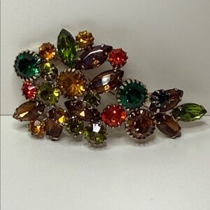 Vintage rare multi color stunning uranium glass unusual cut prong set Brooch pin